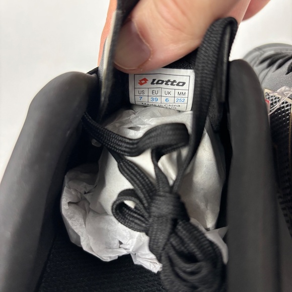 Lotto, Stadio 705 FG Soccer Cleats, NWT, Men 7. Women 8.5, Leather, Black, Gold - Picture 9 of 12